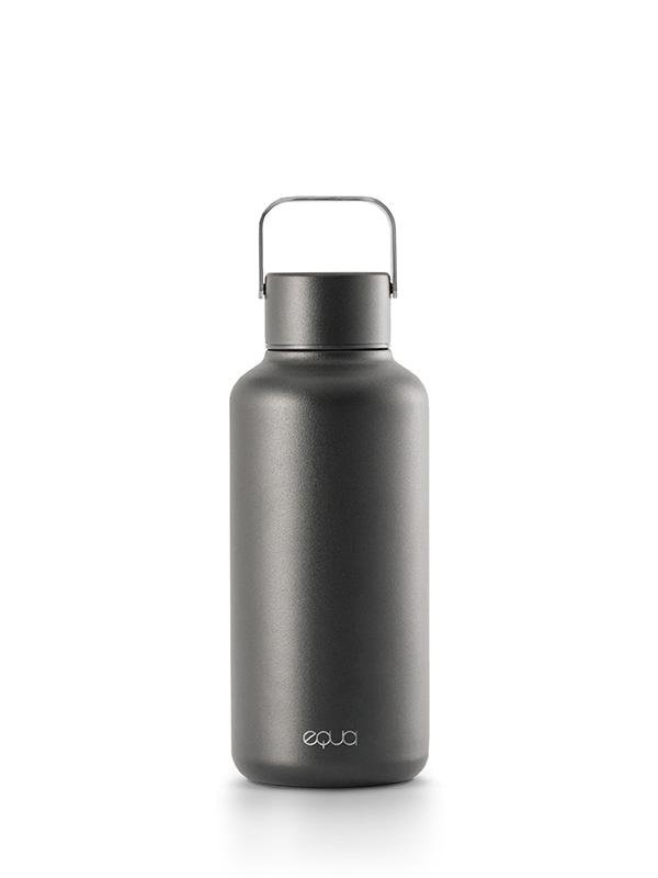 Levně Nerezová láhev na pití Equa Timeless Dark 600 ml