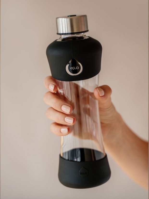 Láhev na pití Equa Squeeze Active Black 550 ml