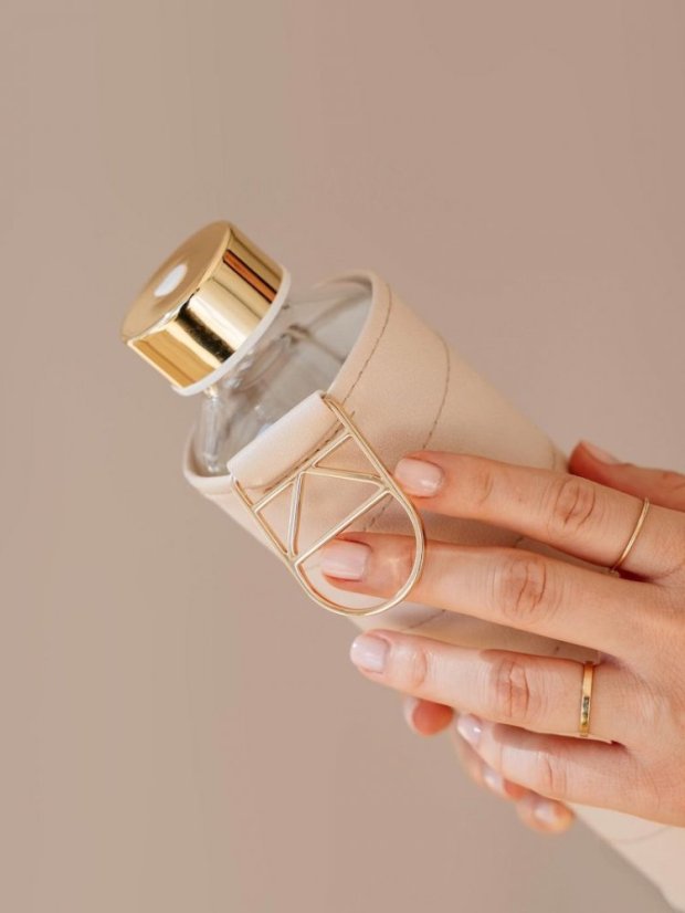 Láhev na pití Equa Mismatch Beige 750 ml s obalem z umělé kůže