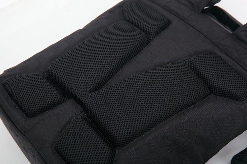 Městský batoh G.RIDE BALTHAZAR 12l black active line