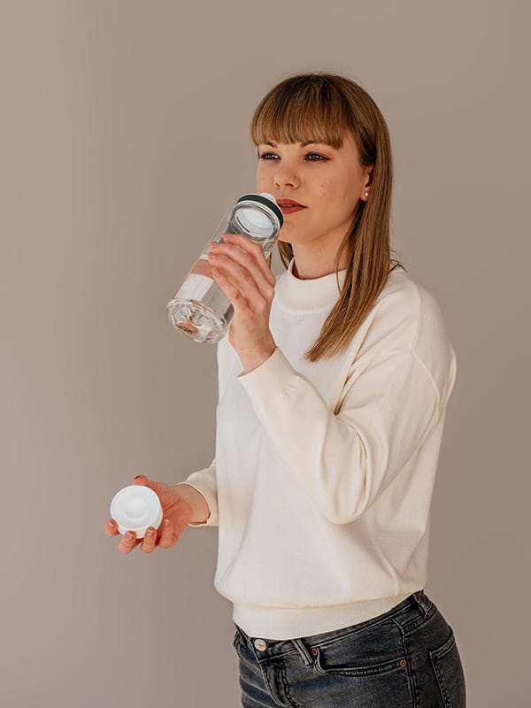 Láhev na pití Equa Plain White 600ml