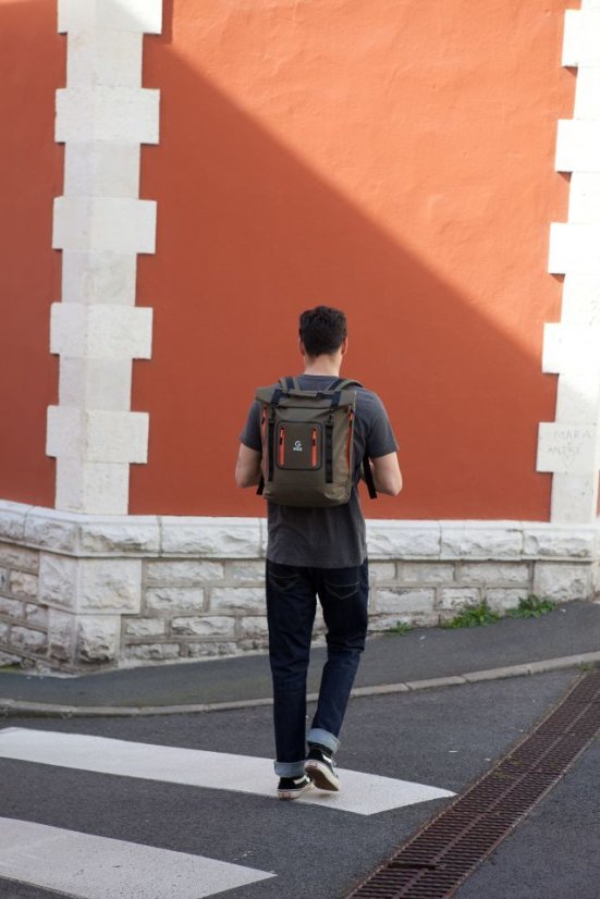 Městský batoh G.RIDE BALTHAZAR 12l khaki active