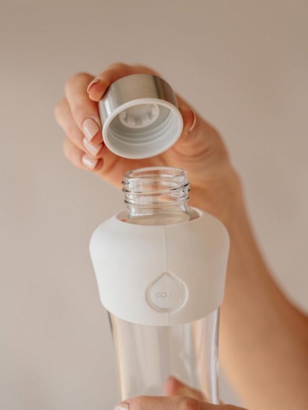 Láhev na pití Equa Squeeze Active White 550 ml