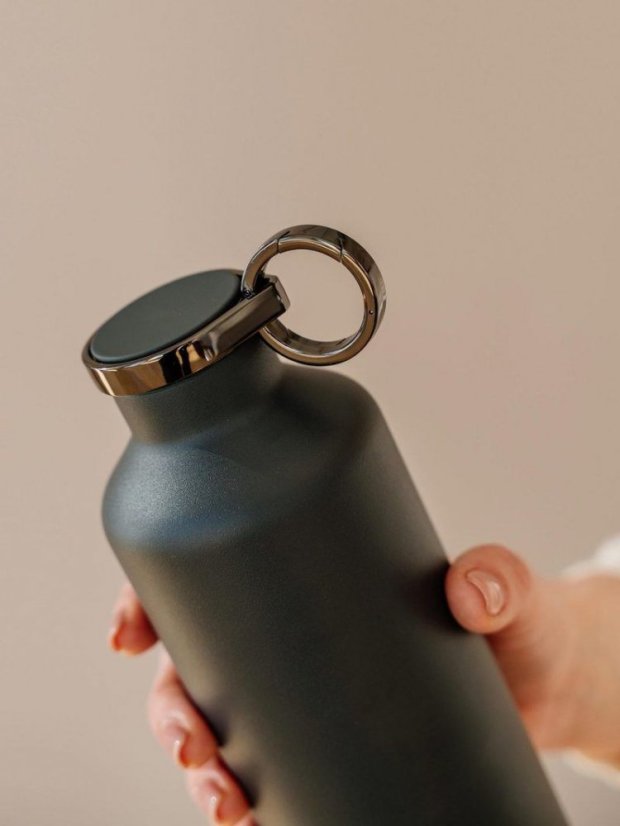 Láhev na pití Equa Classy Thermo Dark Grey 680ml