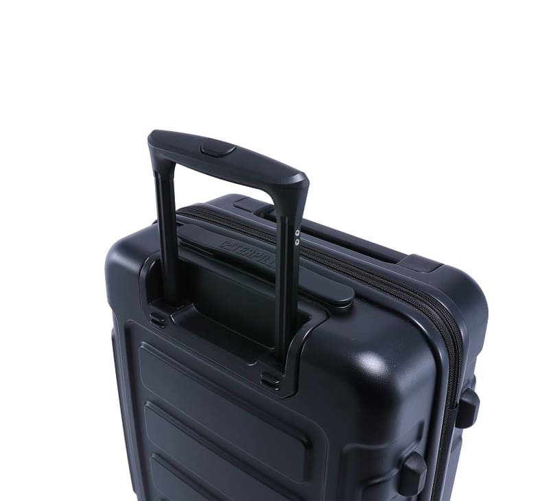 Cestovní kufr CAT Stealth 65 l černý