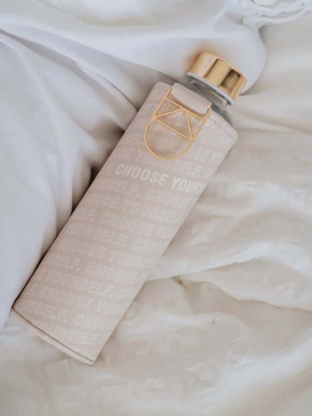 Láhev na pití Equa Mismatch Choose yourself 750 ml s obalem z umělé kůže