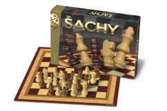 Šachy dřevěné figurky