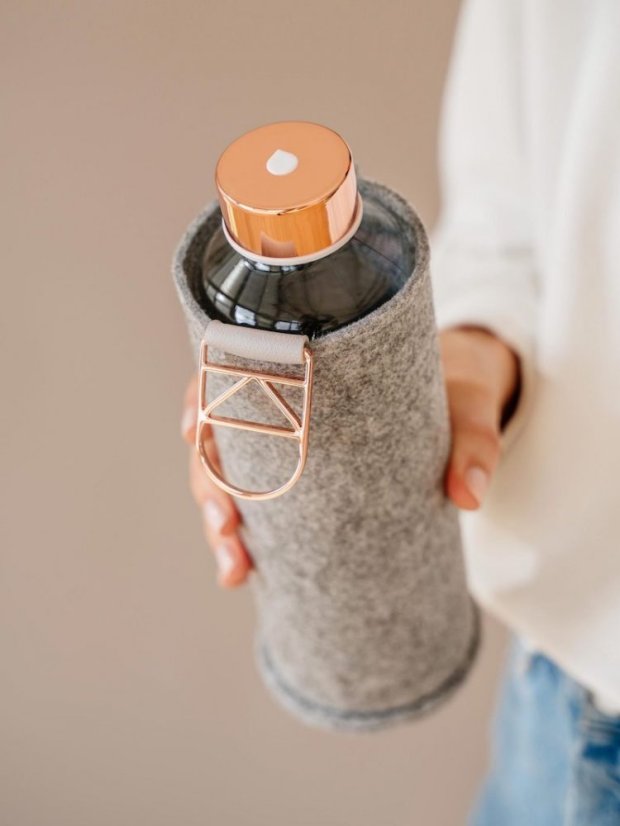 Láhev na pití Equa Mismatch Rose Gold 750 ml s plstěným obalem